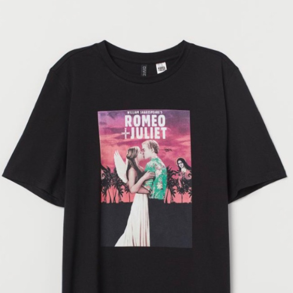 3/$10 Sale H&M Romeo & Juliet Tee